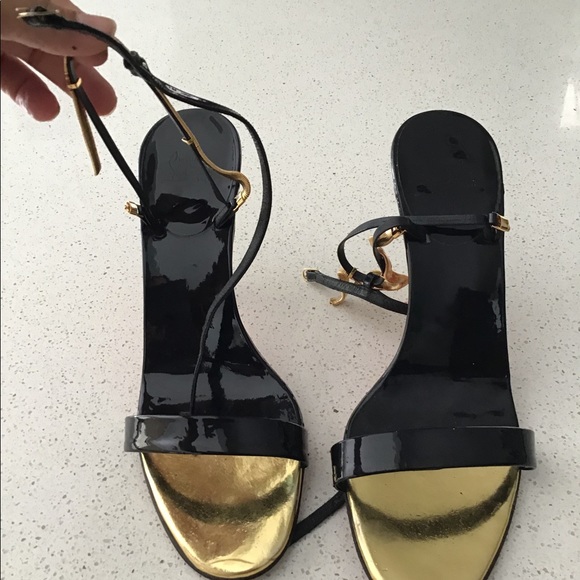 Christian louboutin size 39, no box 💯 authentic - Picture 2 of 8